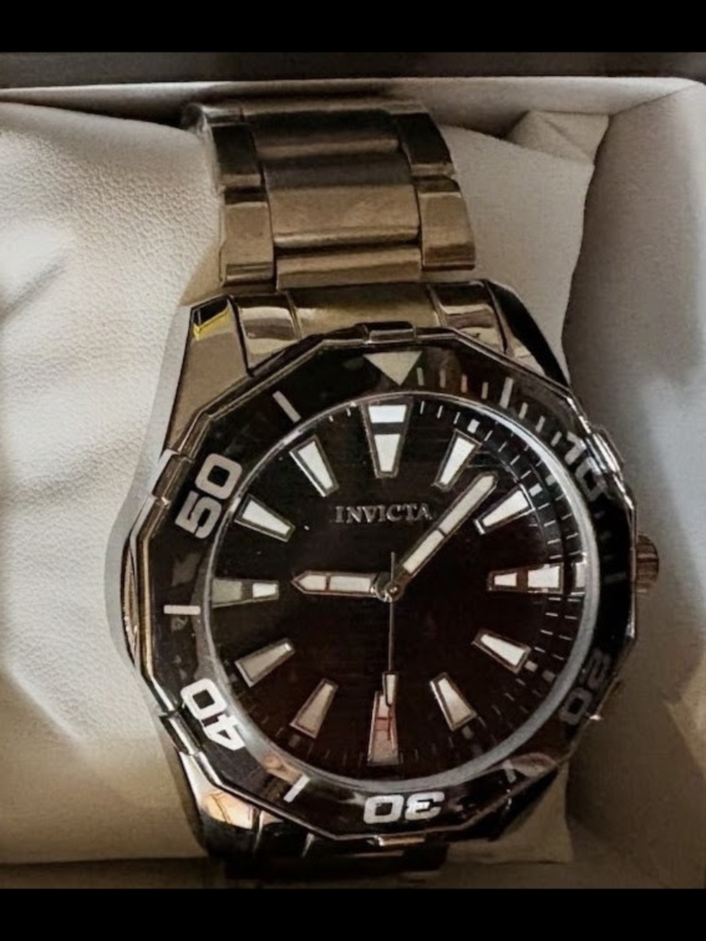 Invicta Men's Black and Silver Stainless Steel Dive Watch